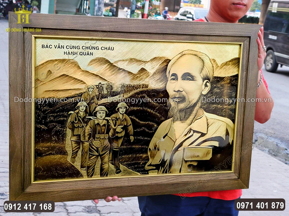H&igrave;nh ảnh nh&igrave;n nghi&ecirc;ng của bức tranh đồng